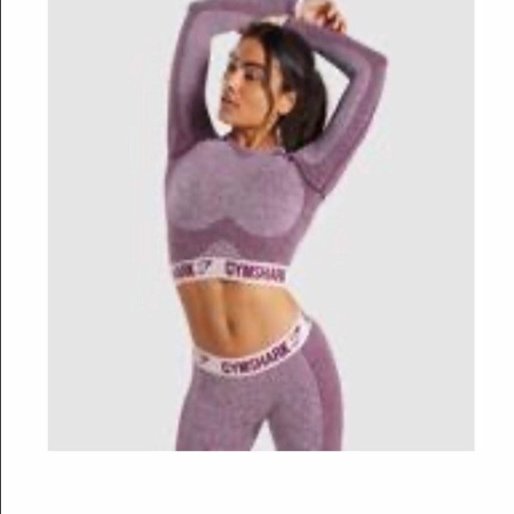 Gymshark Outfit - leggings and crop top